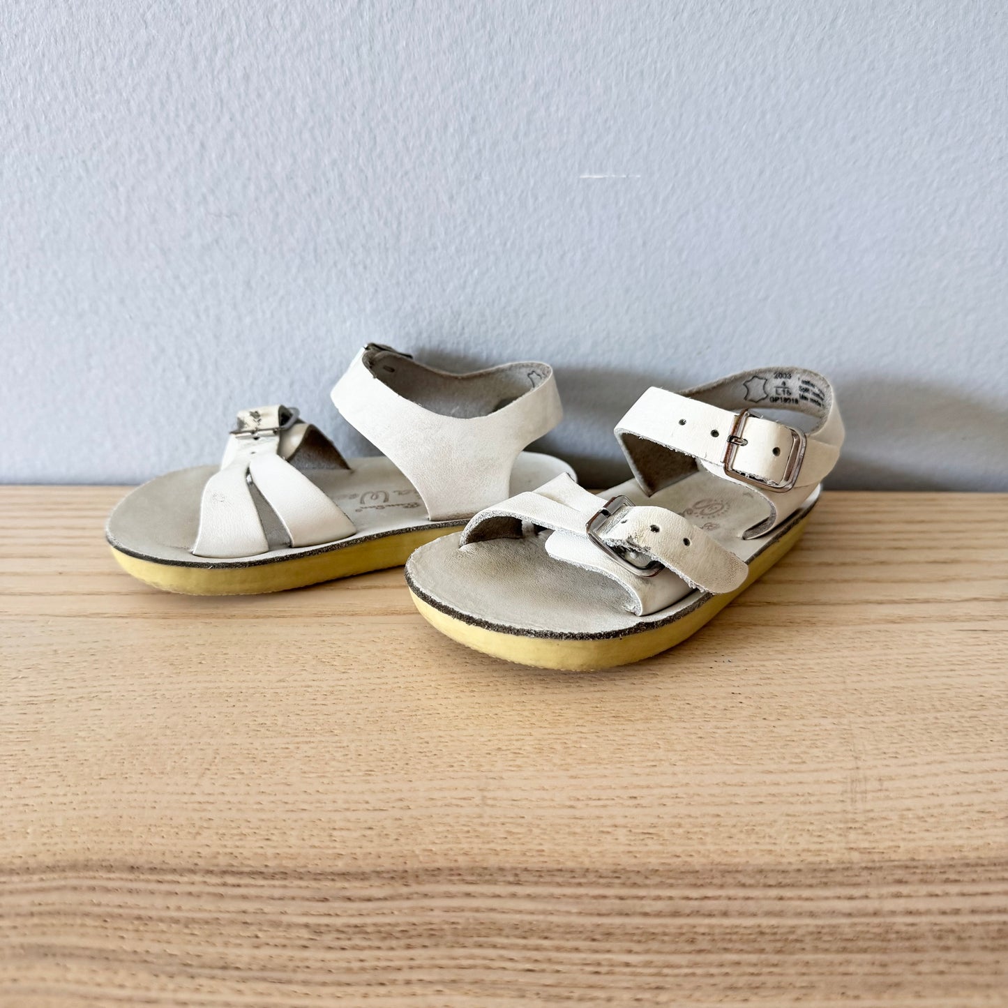 Salt Water / Sandales / US4