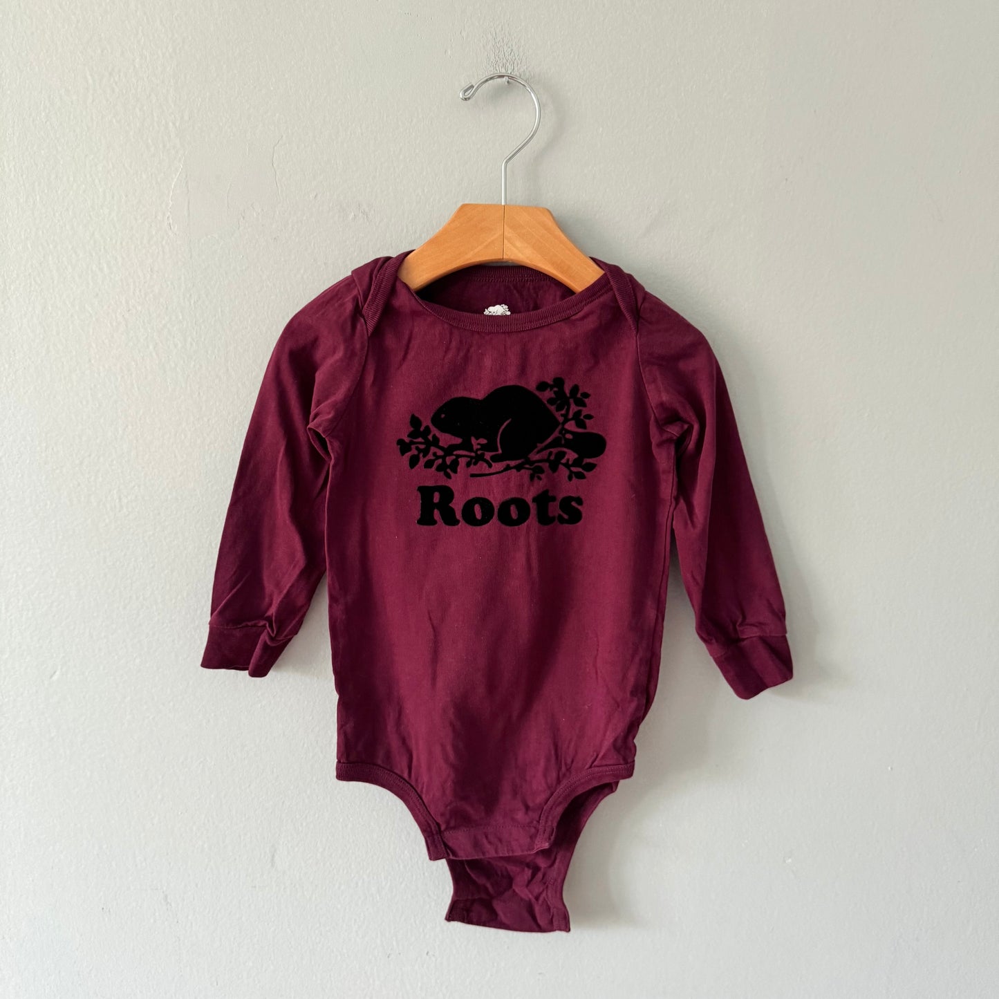 Roots / Burgundy long sleeve onesie / 18-24M