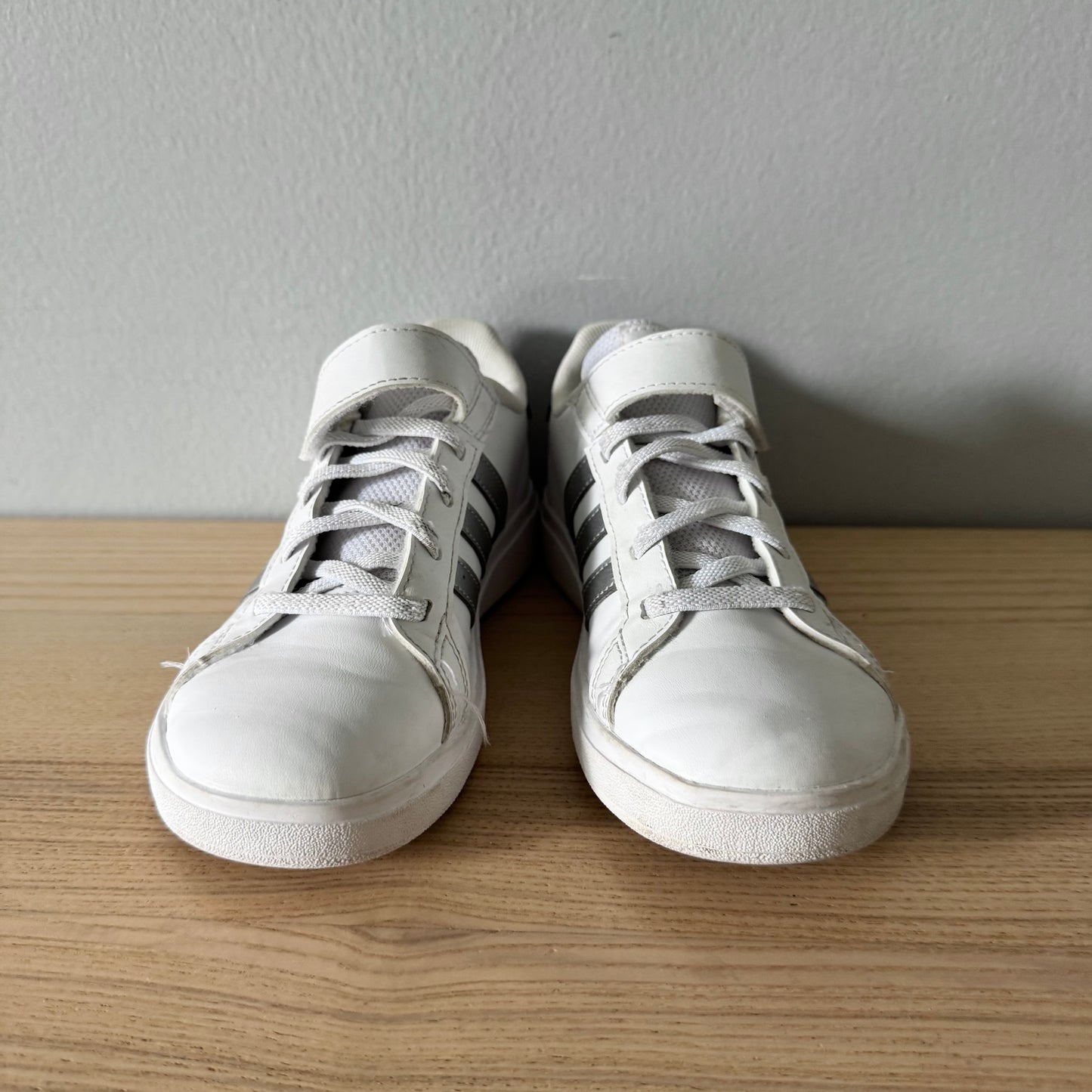 Adidas / Sneaker / J1.5
