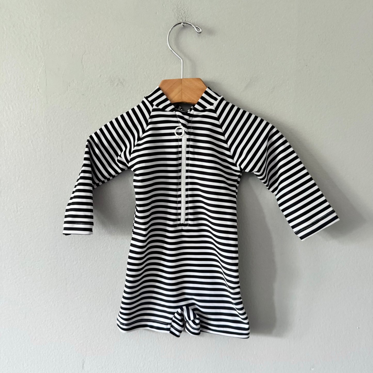 Current tied / Stripe swim suit / 3M