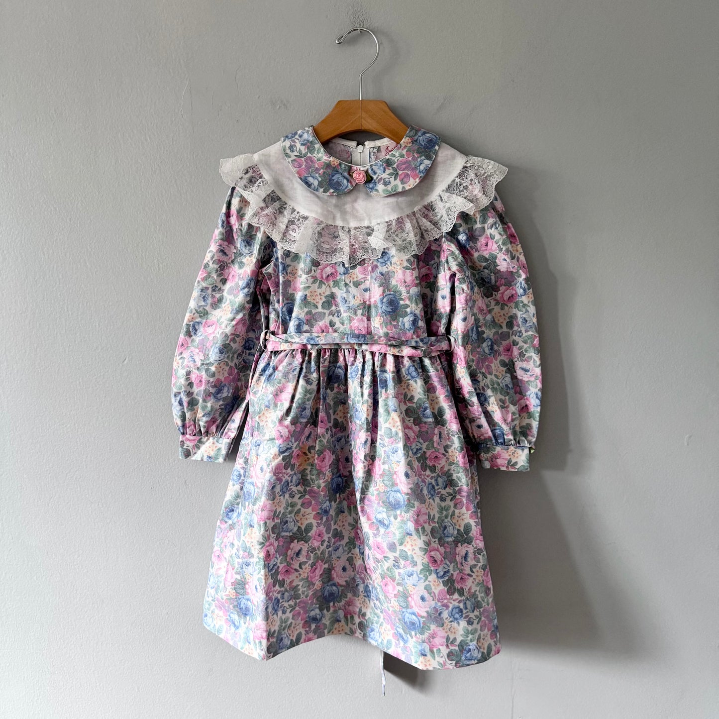 Vintage / Floral long sleeve dress / 6Y
