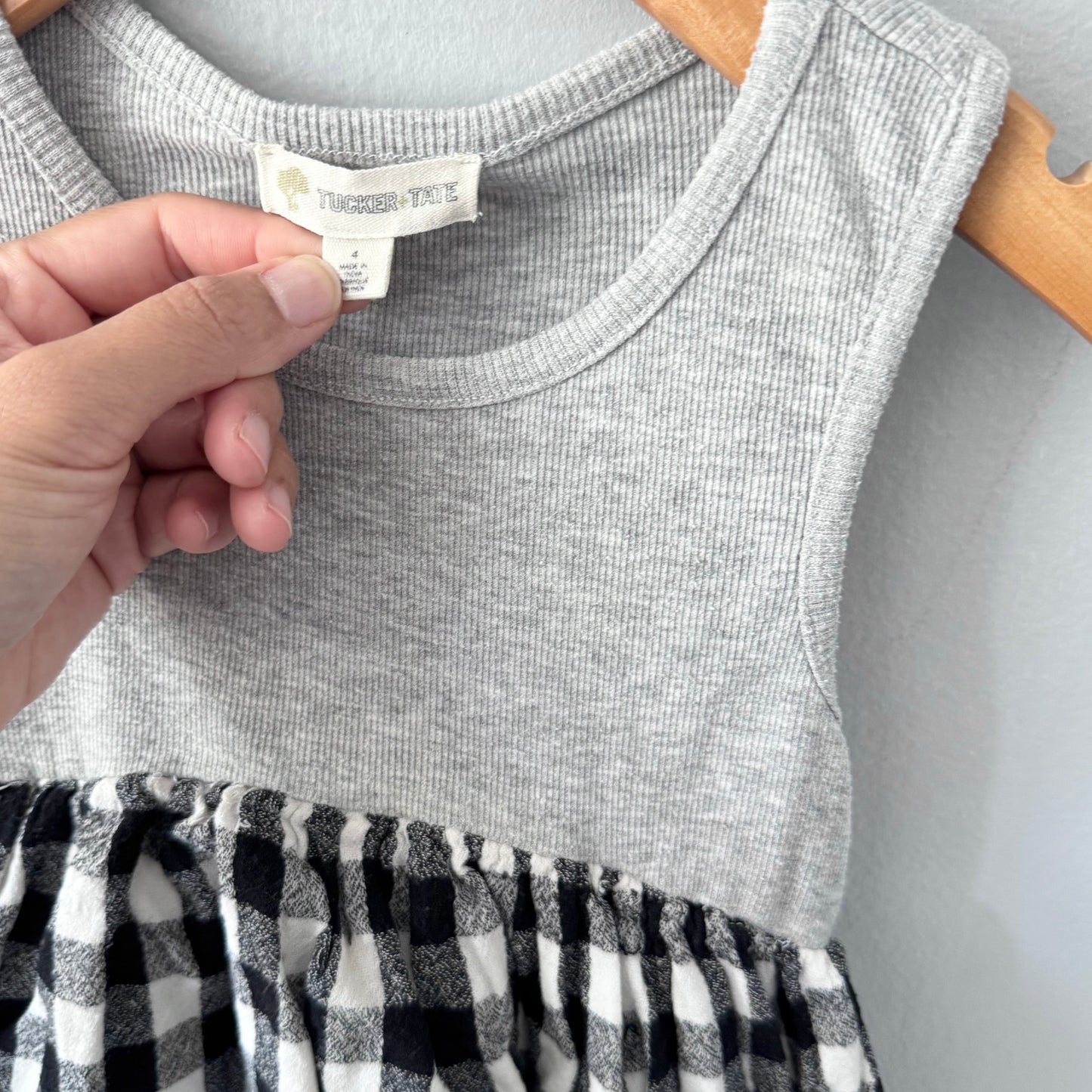 Tucker + tate / Light grey x plaid tank dress / 4Y