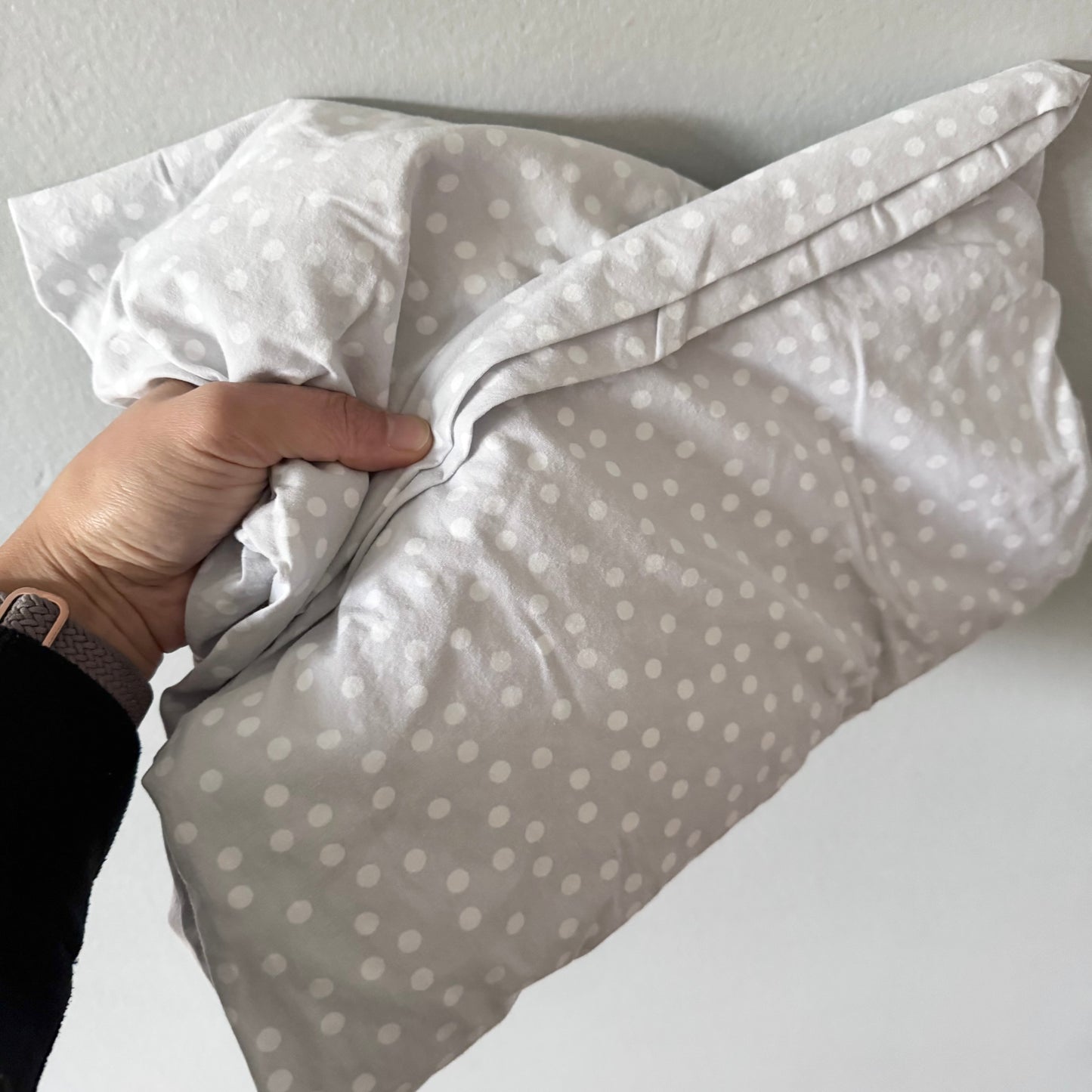 No brand / A set of crib sheets