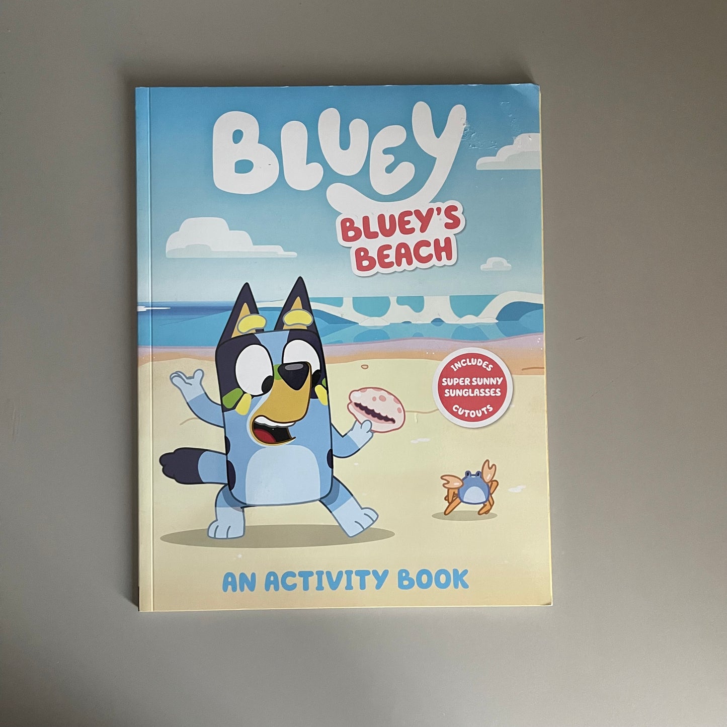 [Brand New] Bluey's Beach - Activity Book