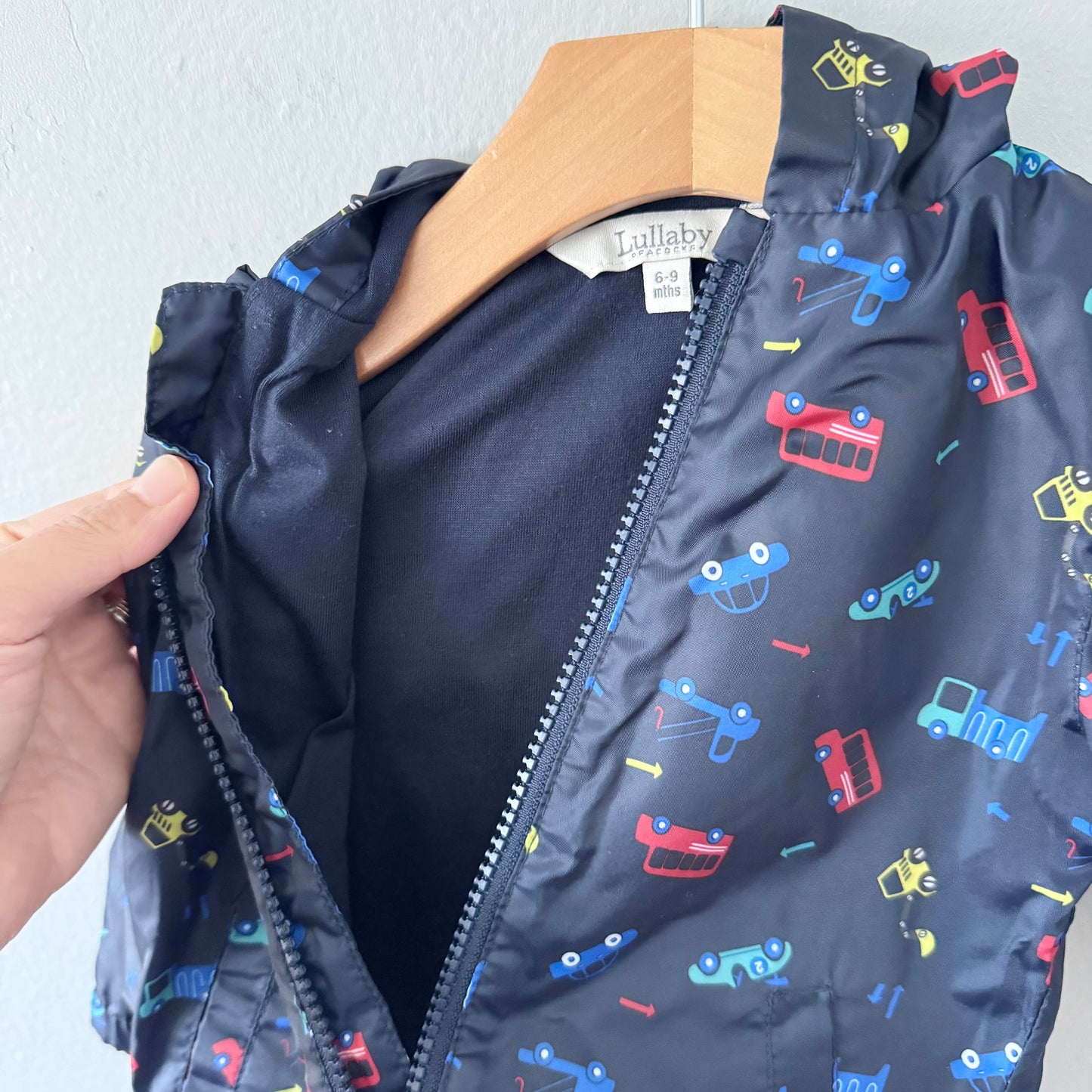 Lullaby / Windbreaker - Navy x vehicles / 6-9M