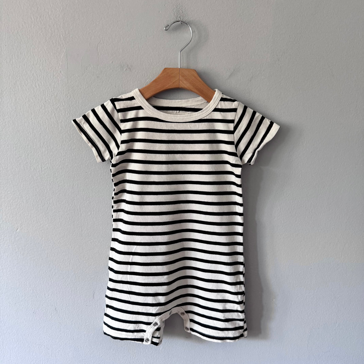 Mini mioche / White black short sleeve romper / 1-2Y