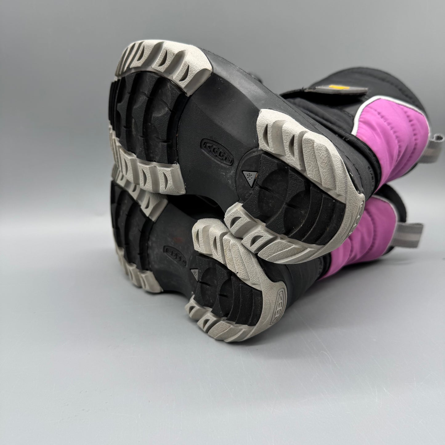 Keen / Snow Boots / US8