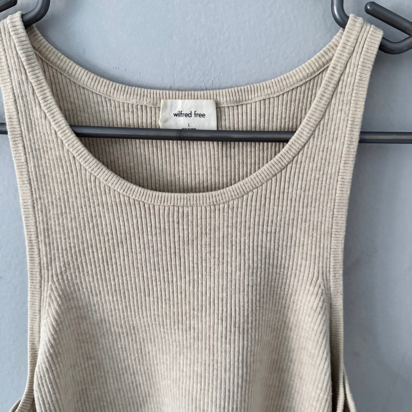 Wilfred Free / Robe en maille côtelée beige / L