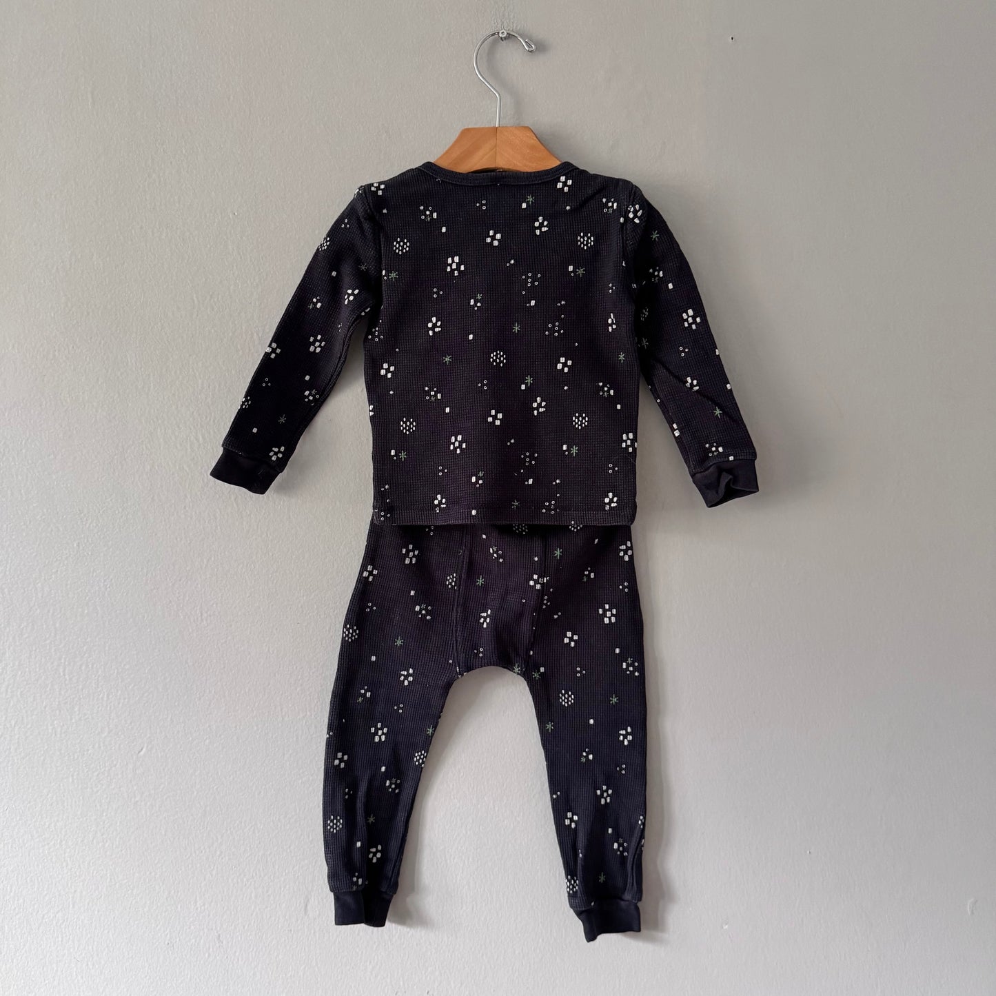 Petit lem / Black waffle pajama / 24M