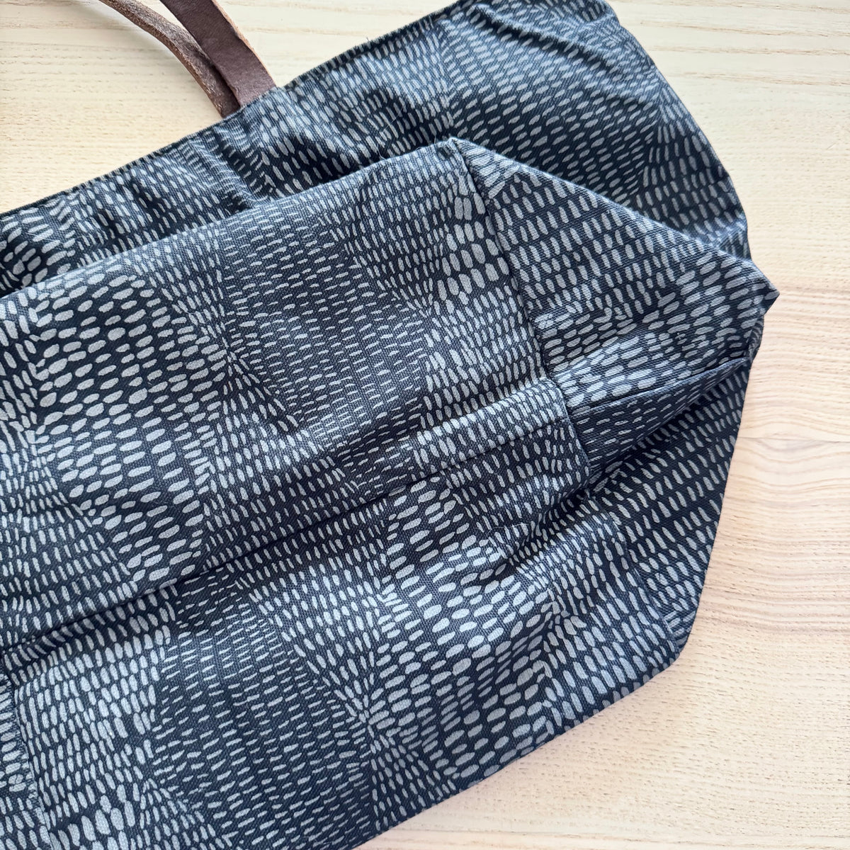 Bookhou / Handmade Bag