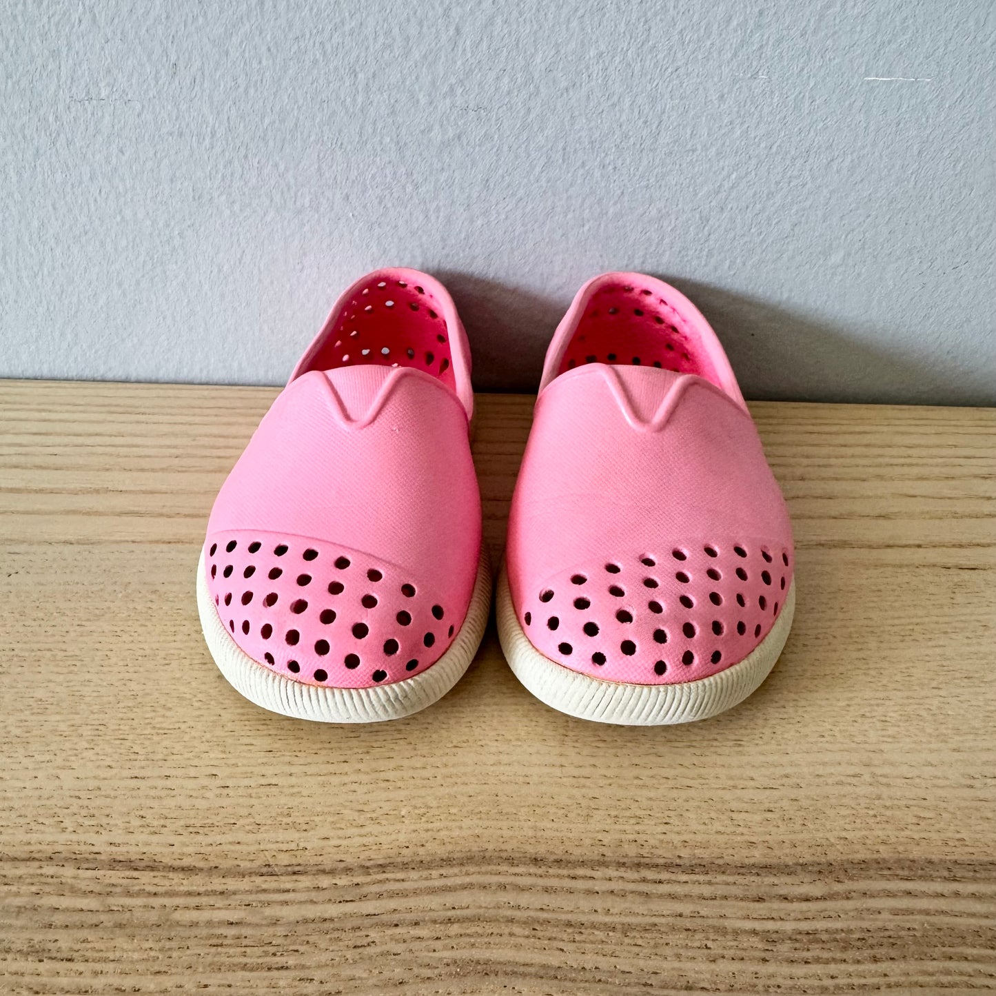Native / Chaussures aquatiques / US5