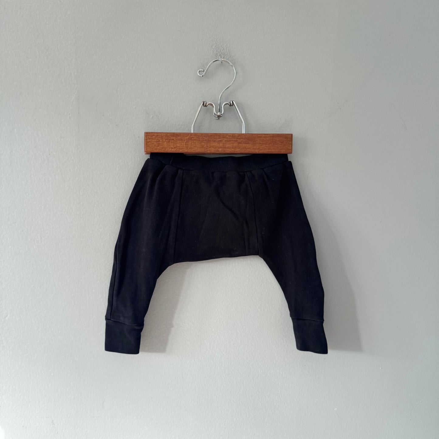 Parade Organics / Black harem pants / 6-12M