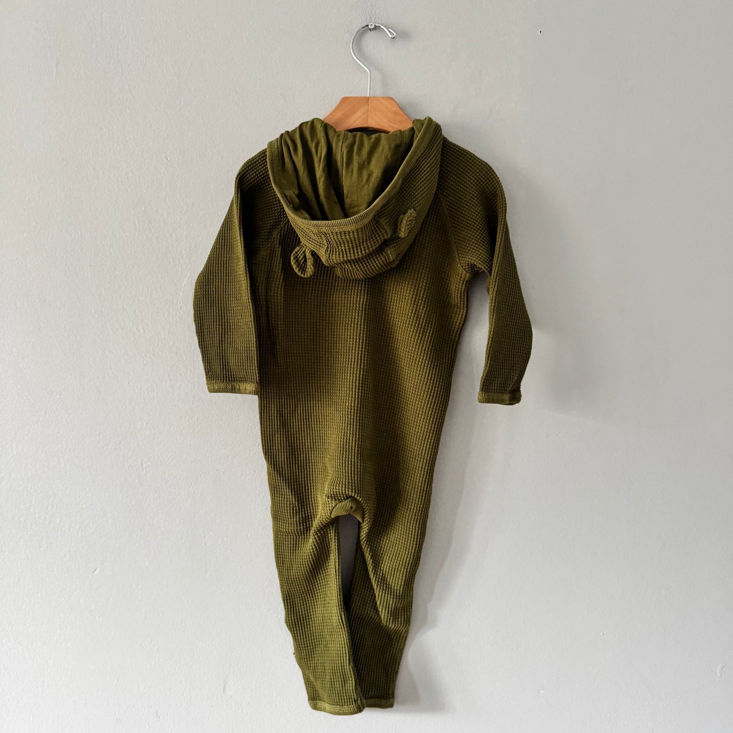 Molo / Khaki waffle romper / 86(2T)
