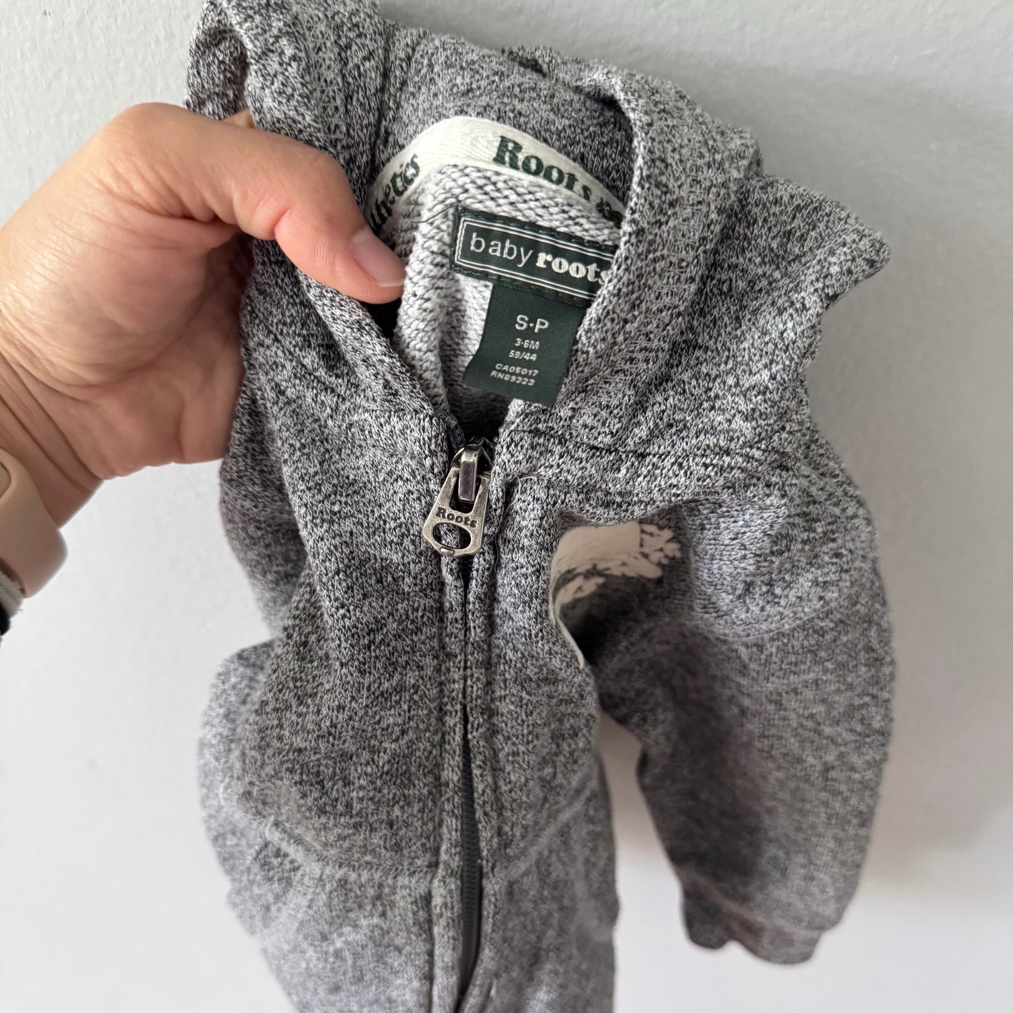 Roots / Salt and pepper zip up hoodie / 3-6M
