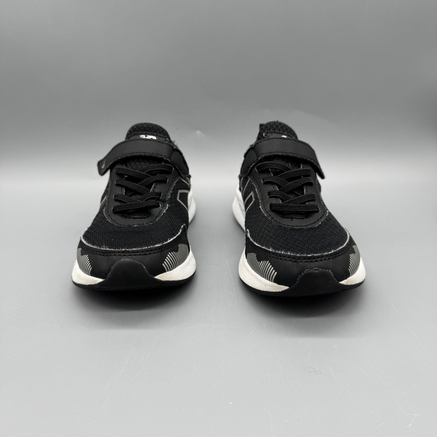 New Balance / Running Shoes / US12