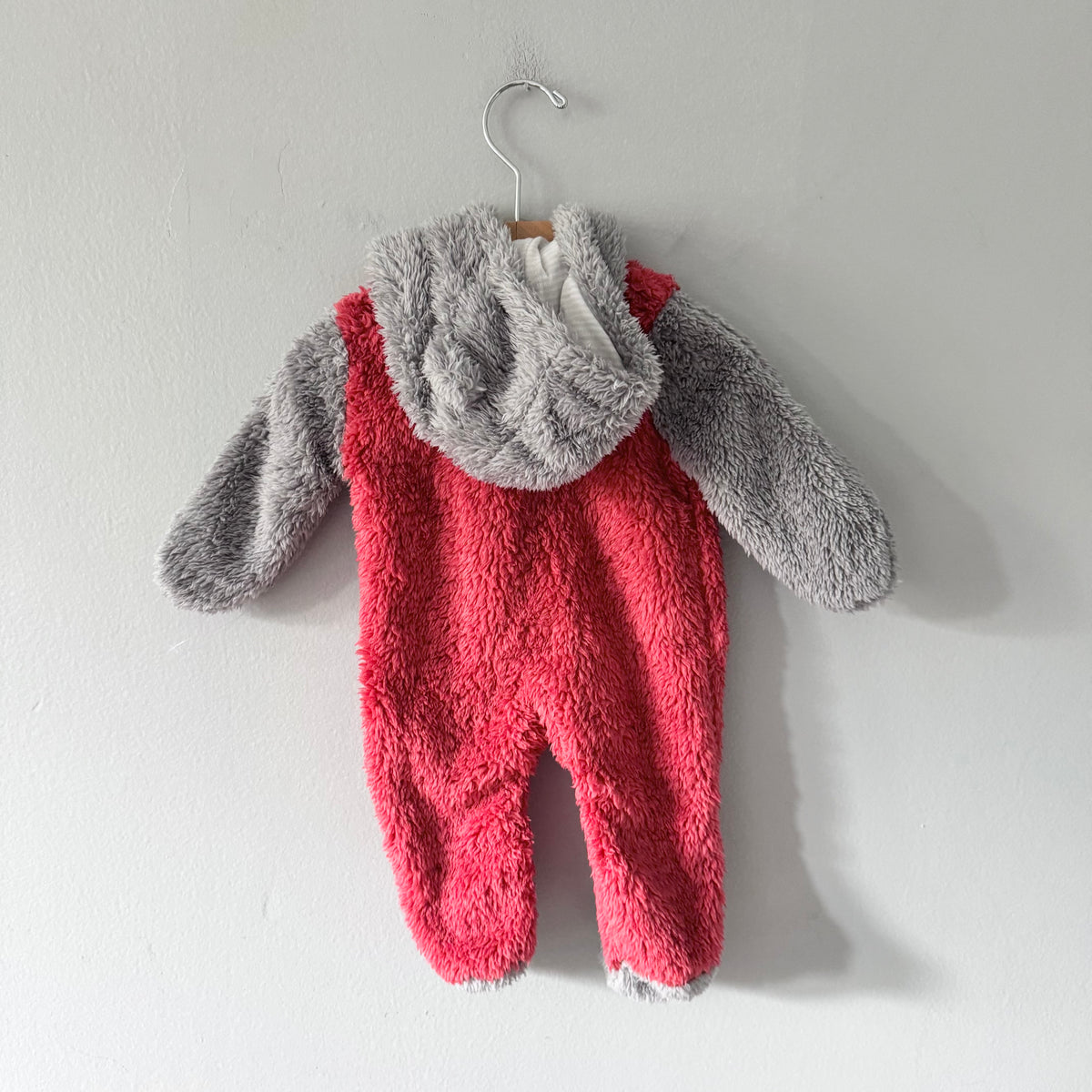 NBA / Toronto Raptors sherpa romper / 0-3M