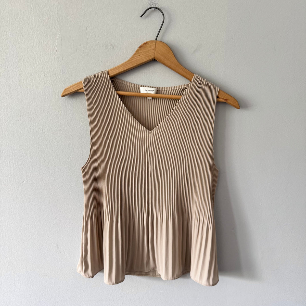 Babaton / Beige pleat tank / Women S