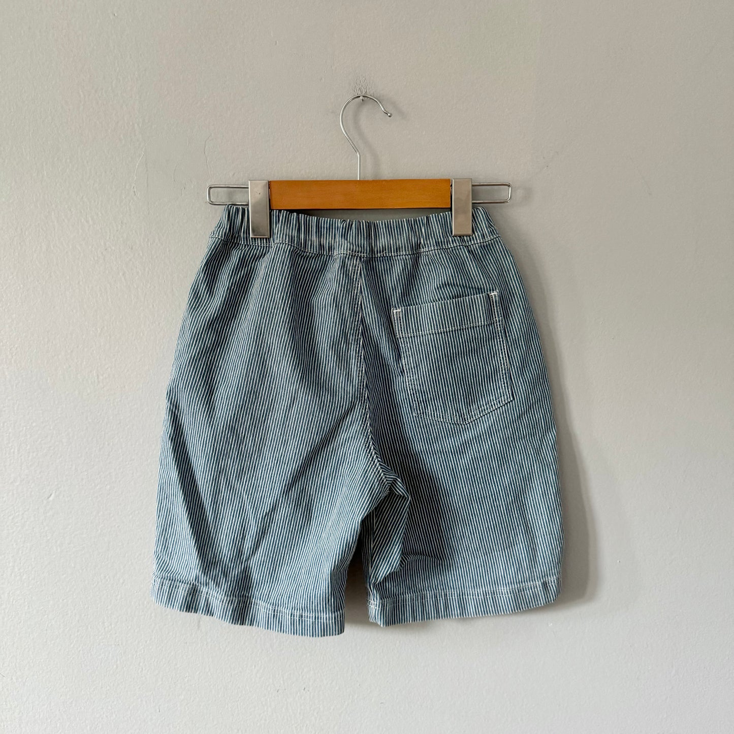 Uniqlo / Denim stripe shorts / 7-8Y