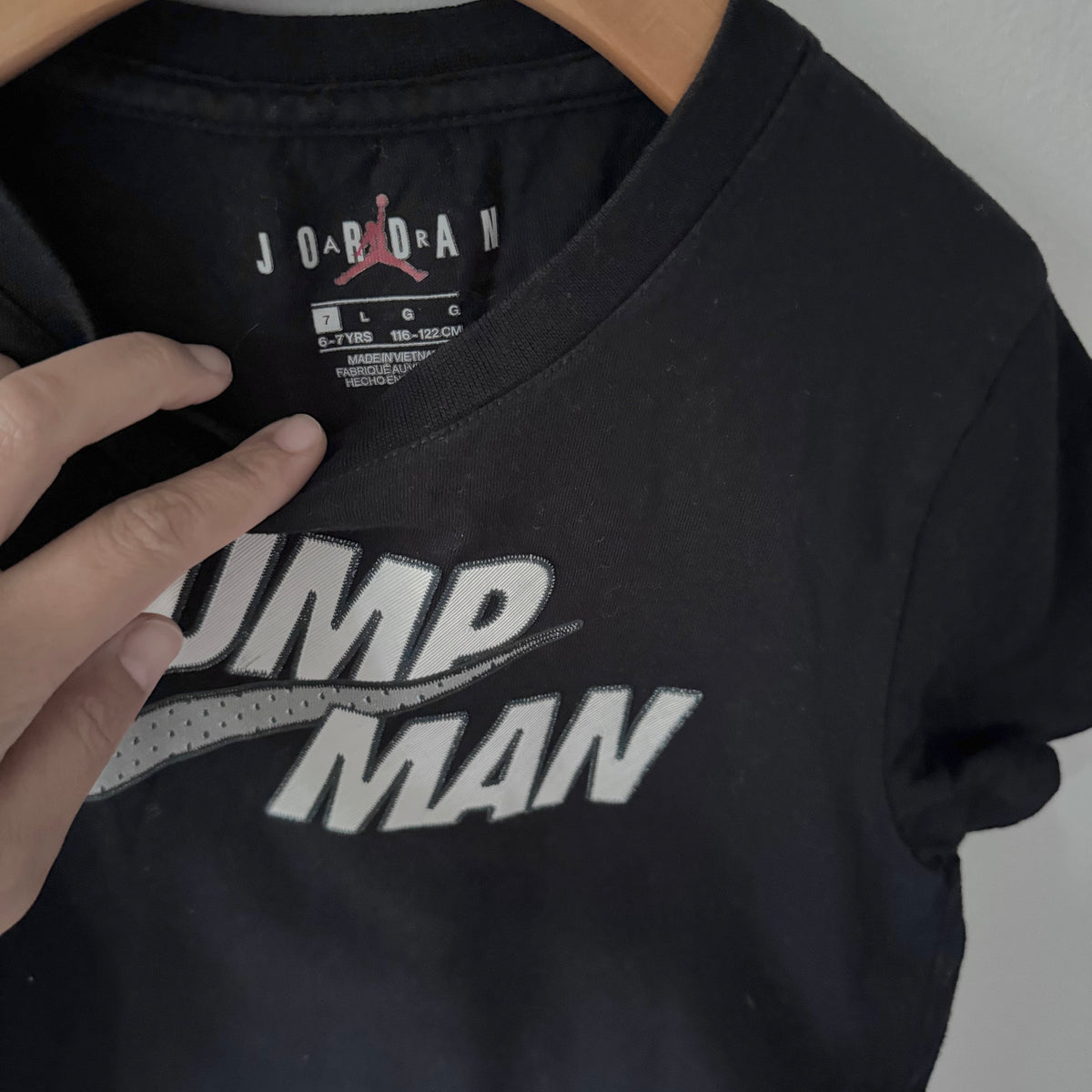 Nike x Jordan / Black T-shirt / 6-7Y