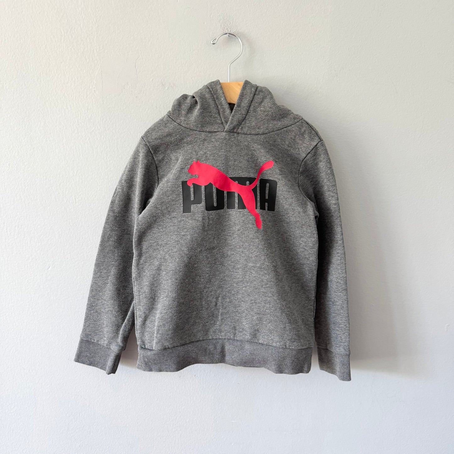 Puma / Dark grey hoodie / 6Y
