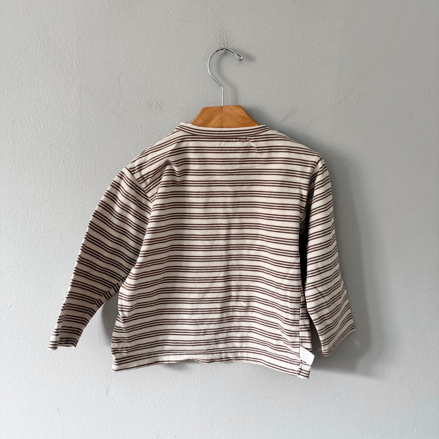 No brand / White brown stripe long sleeve / 4-5Y