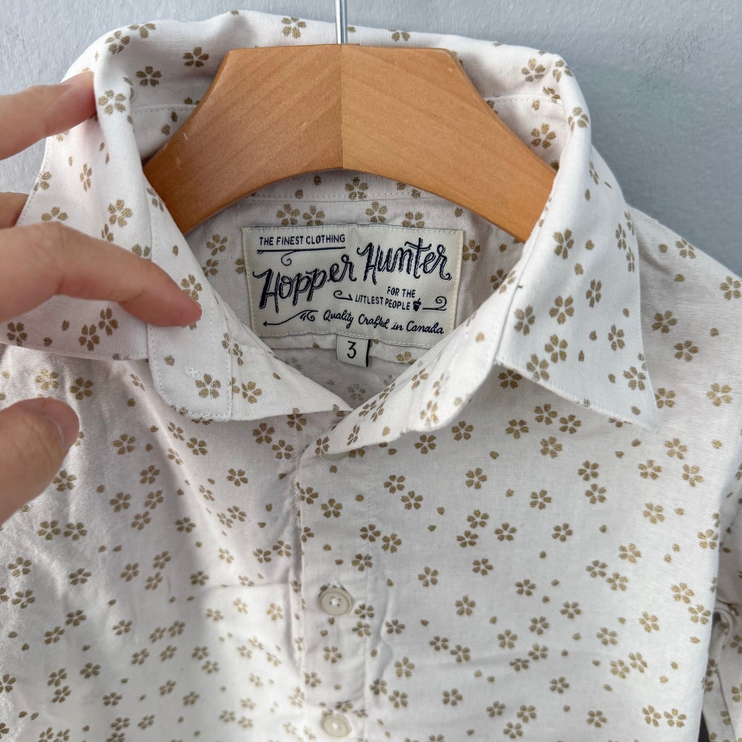 Hopper Hunter / White x gold flower shirt / 3Y