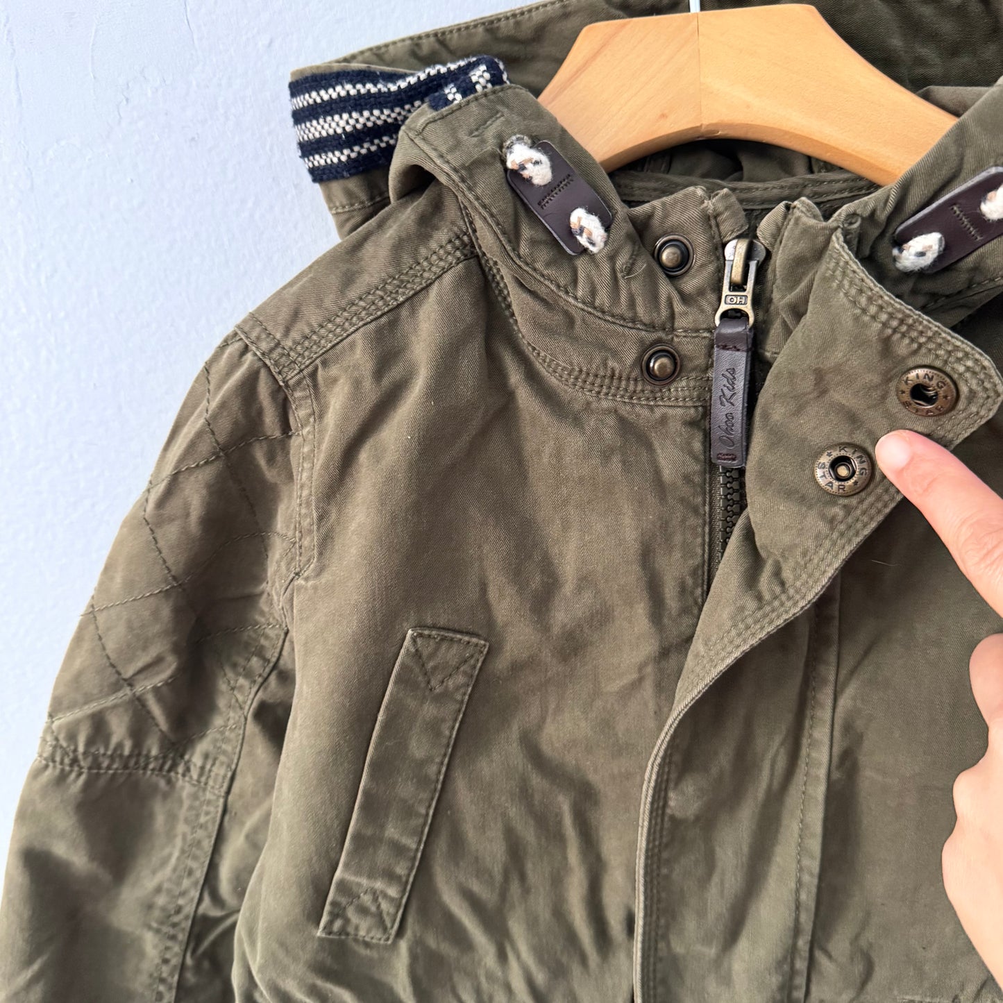 Ohoo / Veste moderne / 4A