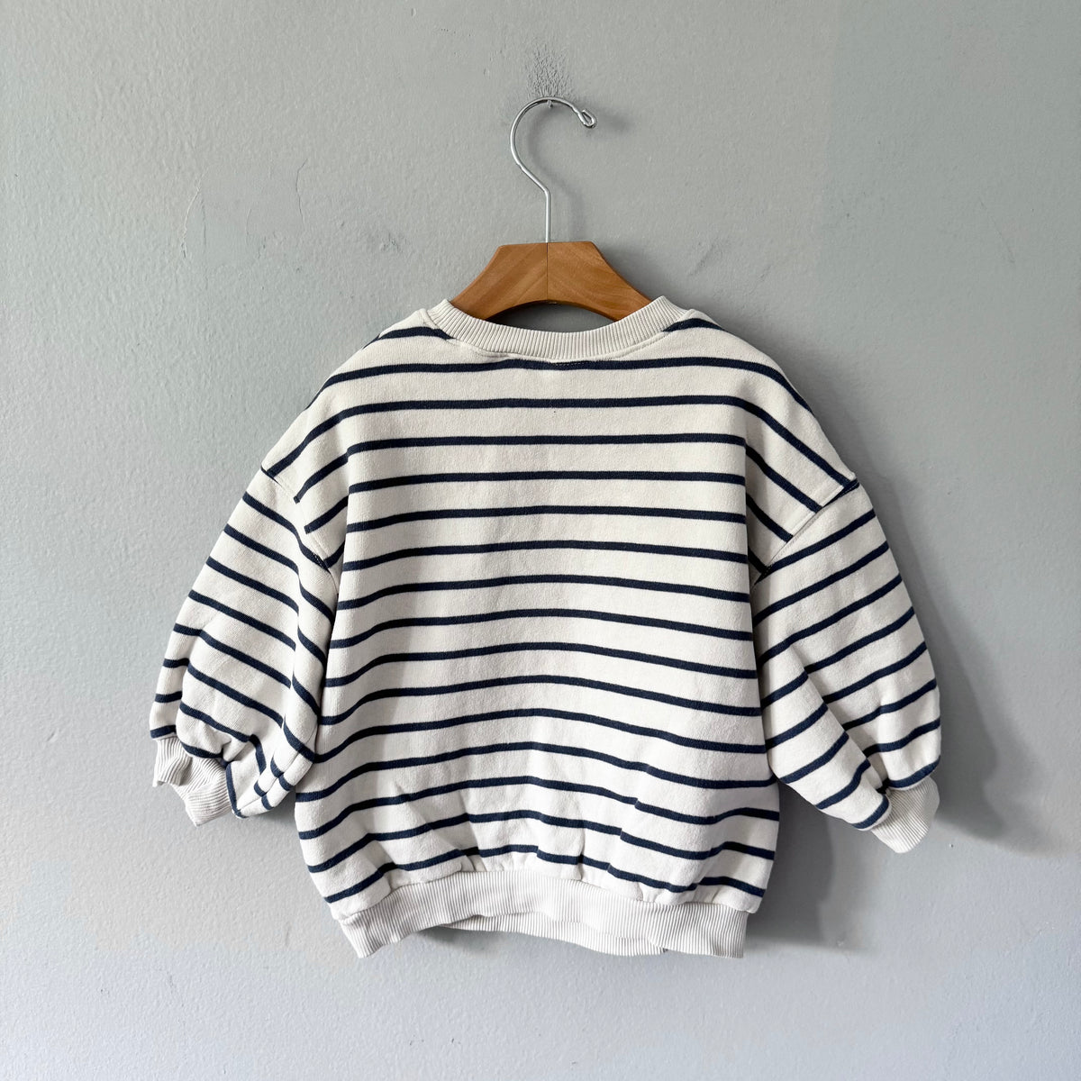 Next / White x navy stripe x rainbow sweatshirt / 2-3Y
