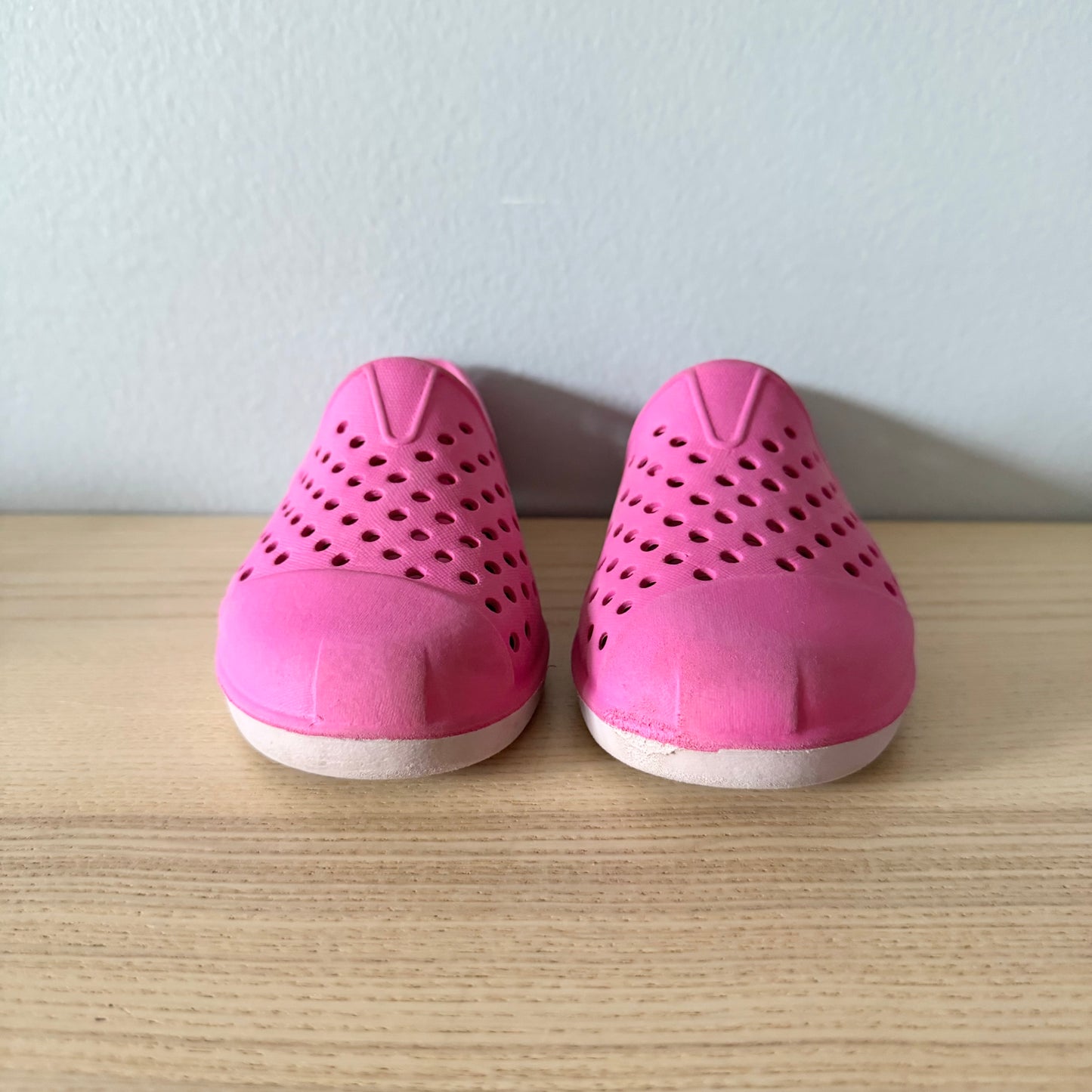 Toms / Chaussures d'eau roses / US7