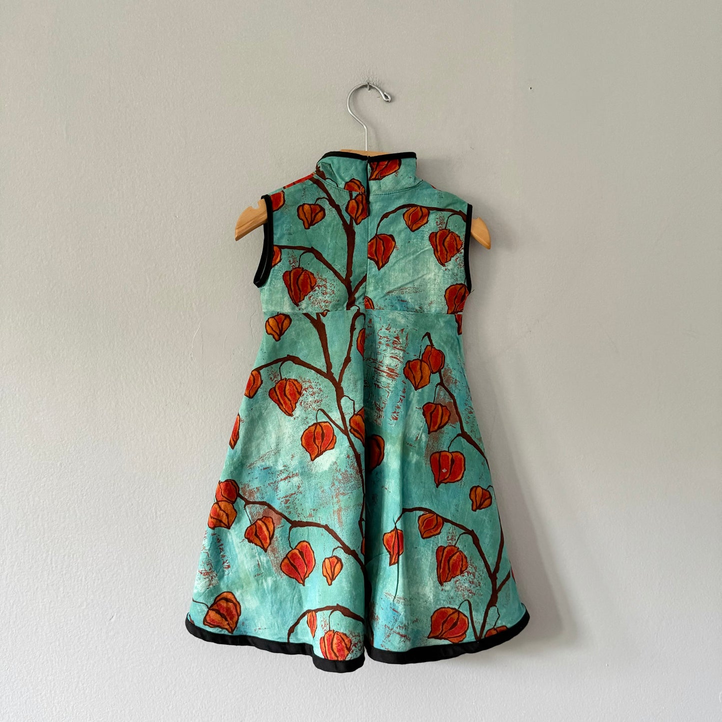 Redfish Kids / Blue x orange flower China dress / 2Y