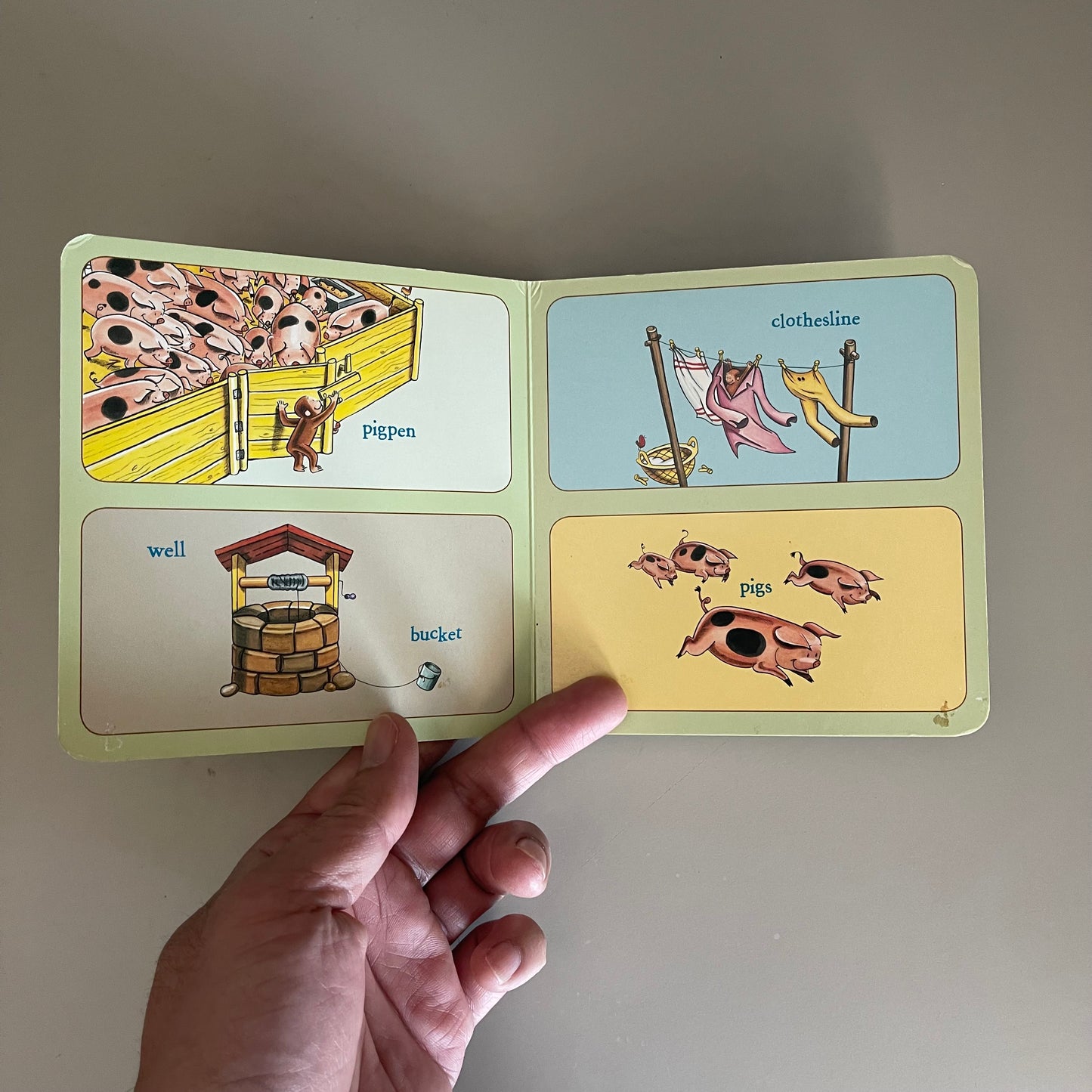 Curious Baby Curious George - My First Words At The Farm