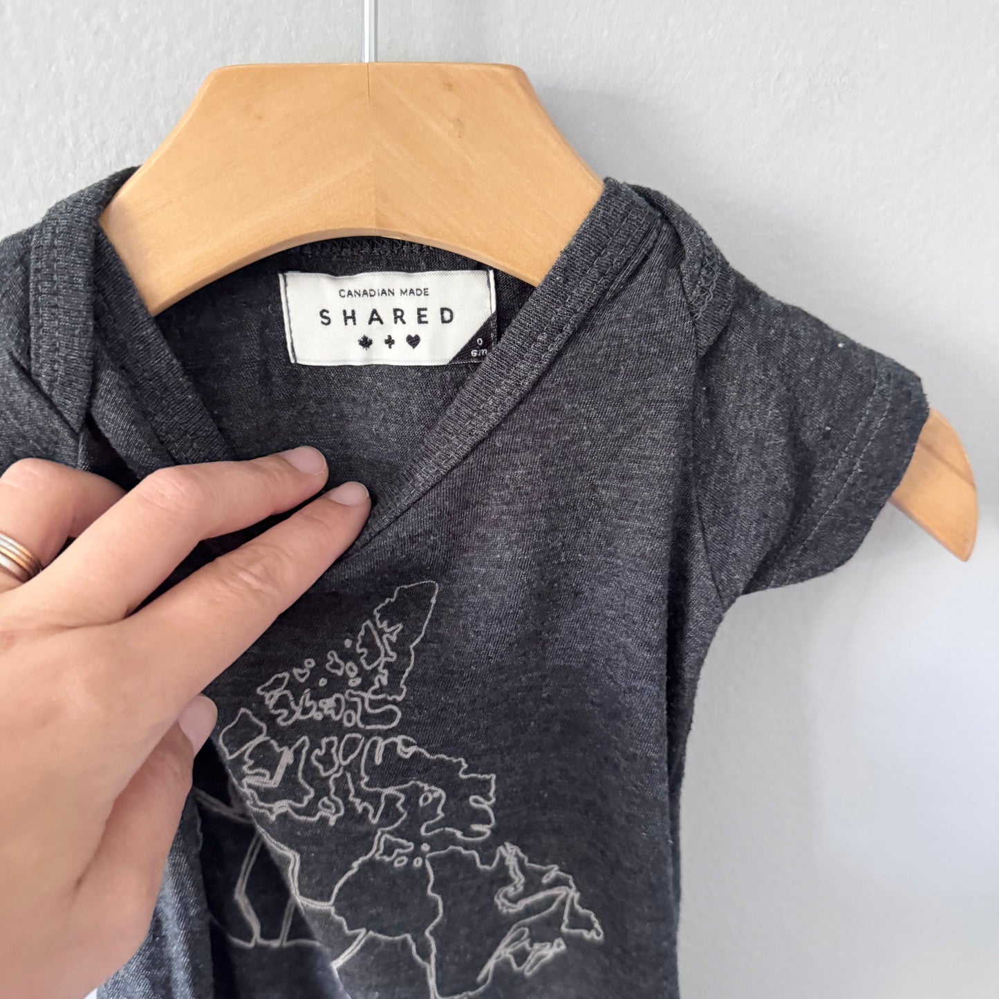 Drake General store / Canadian onesie / 0-6M