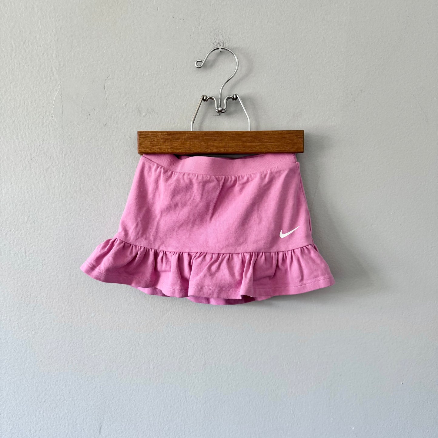 Nike / Pink skort / 12M