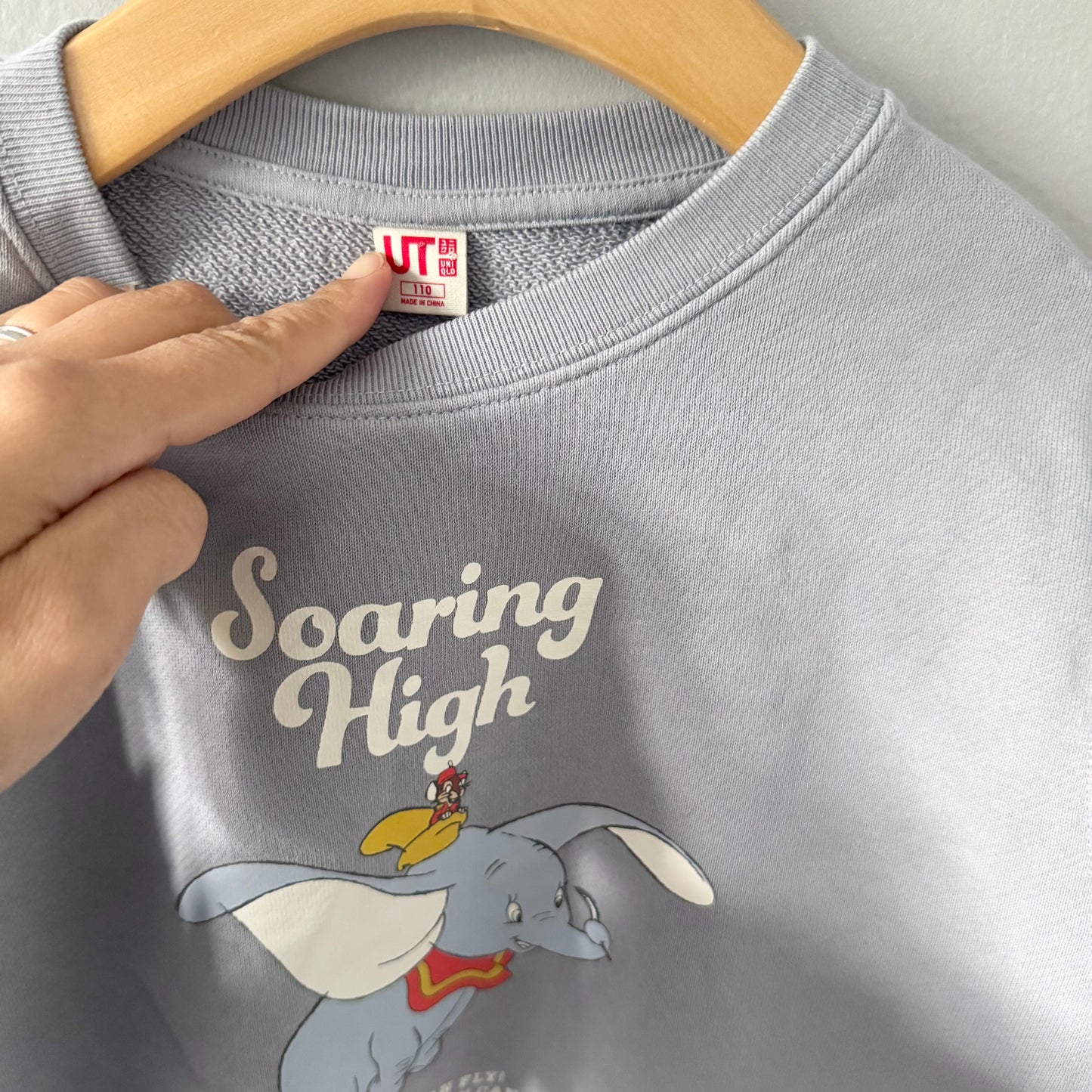 Uniqlo / Dumbo sweatshirt / 110cm(4Y)