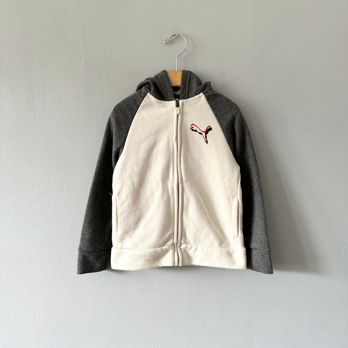 Puma / Zip up hoodie / 5Y