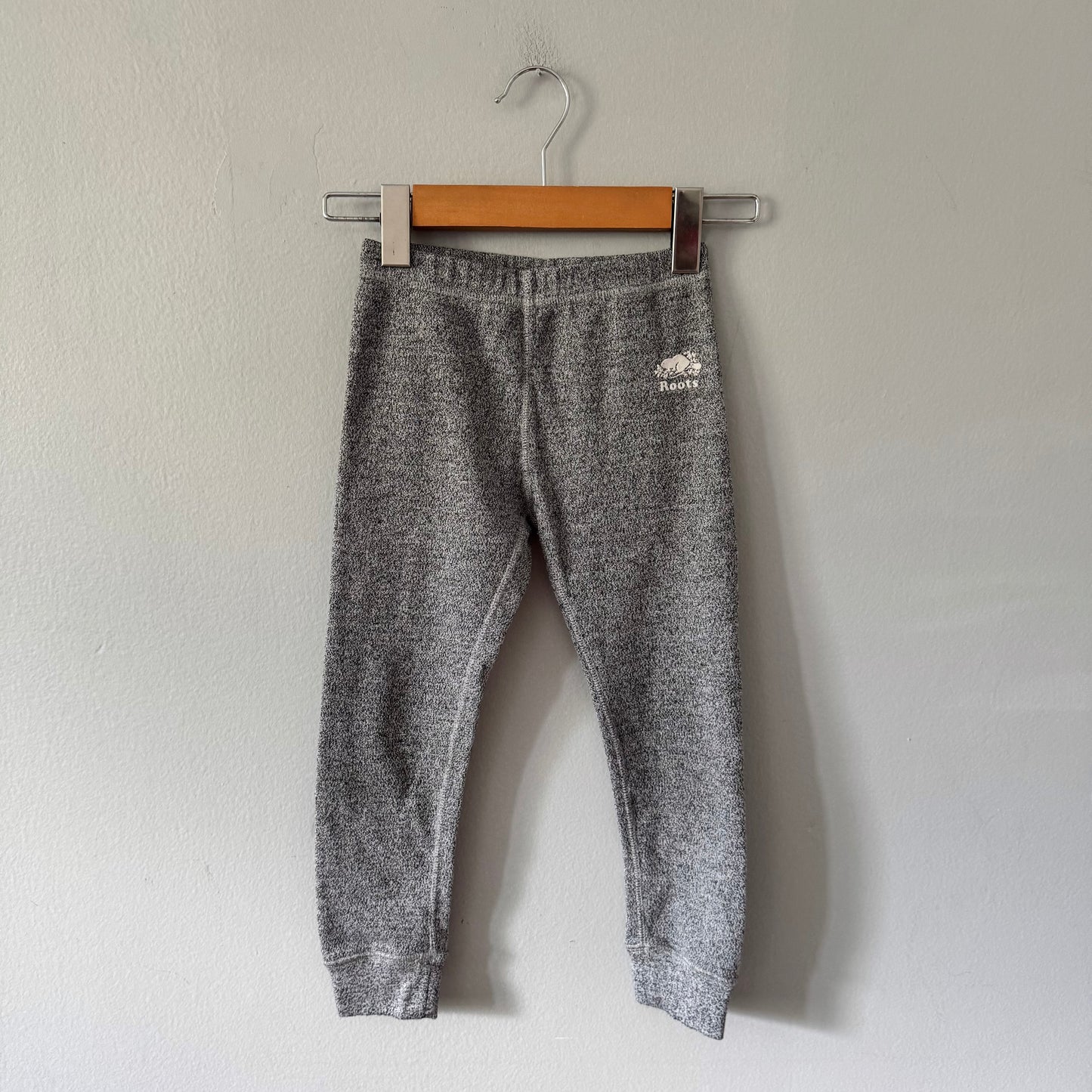 Roots / Salt and pepper slim sweatpants / 5T