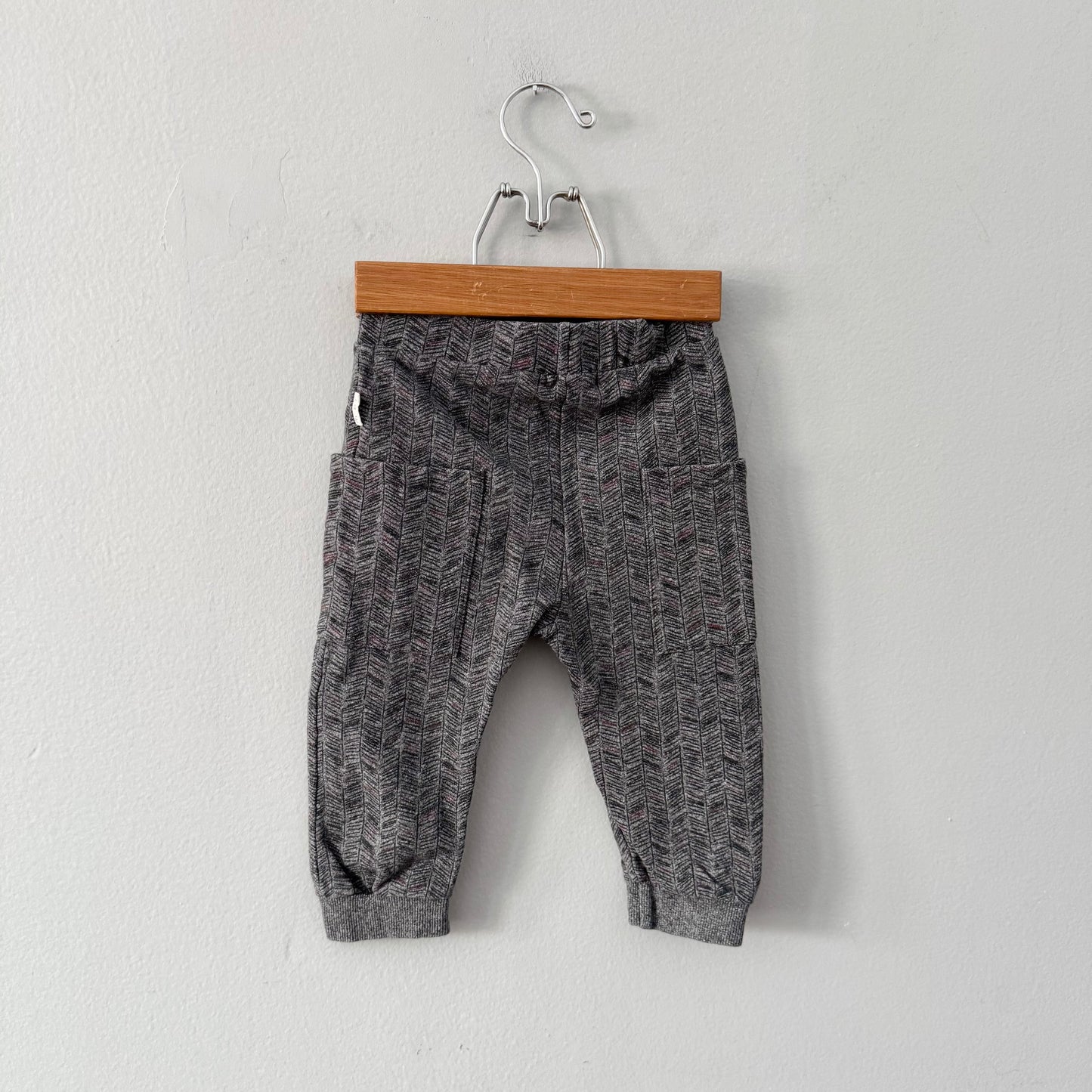 Miles baby / Dark grey sweatpants / 18M