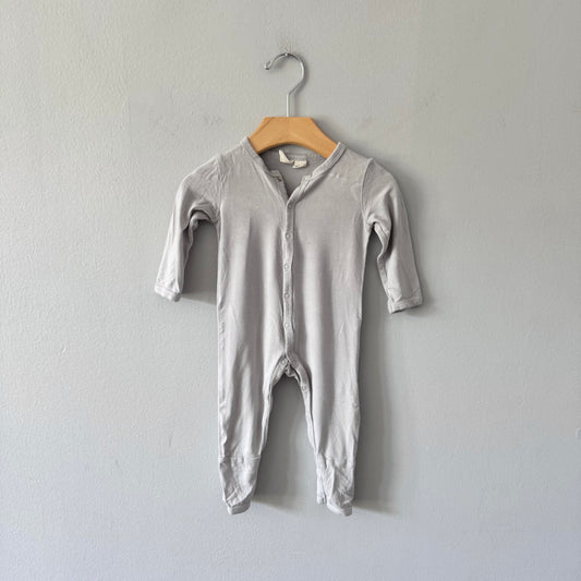 Kyte / Light grey romper / 3-6M
