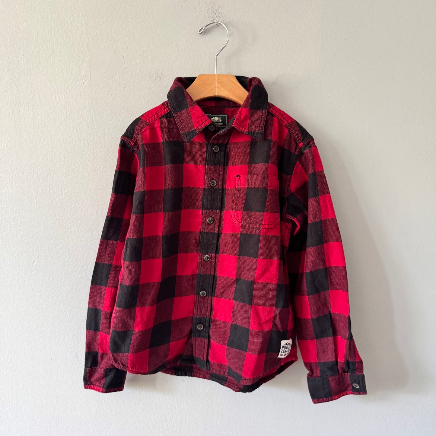 Roots / Red black plaid flannel shirt / 5-6Y