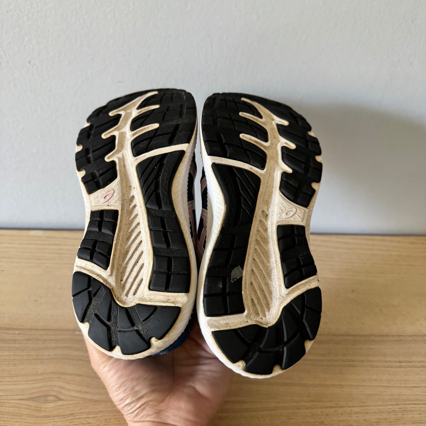 Asics / Sneaker / J2