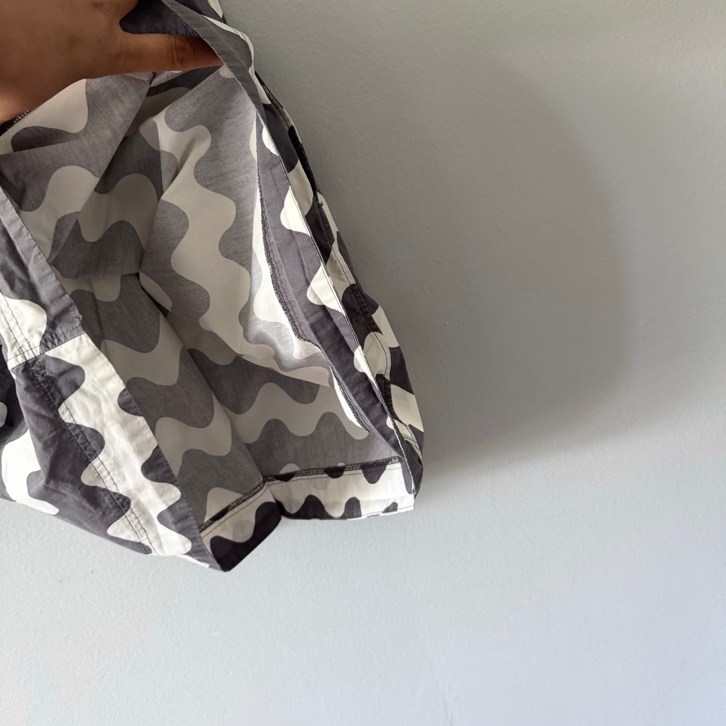 Uniqlo x Marimekko / White grey dress / 7-8Y