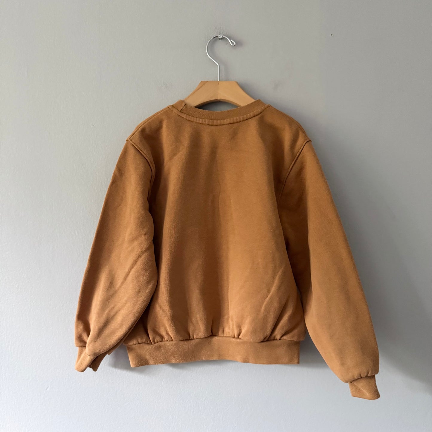 Nike / Light brown sweatshirt / 6-7Y