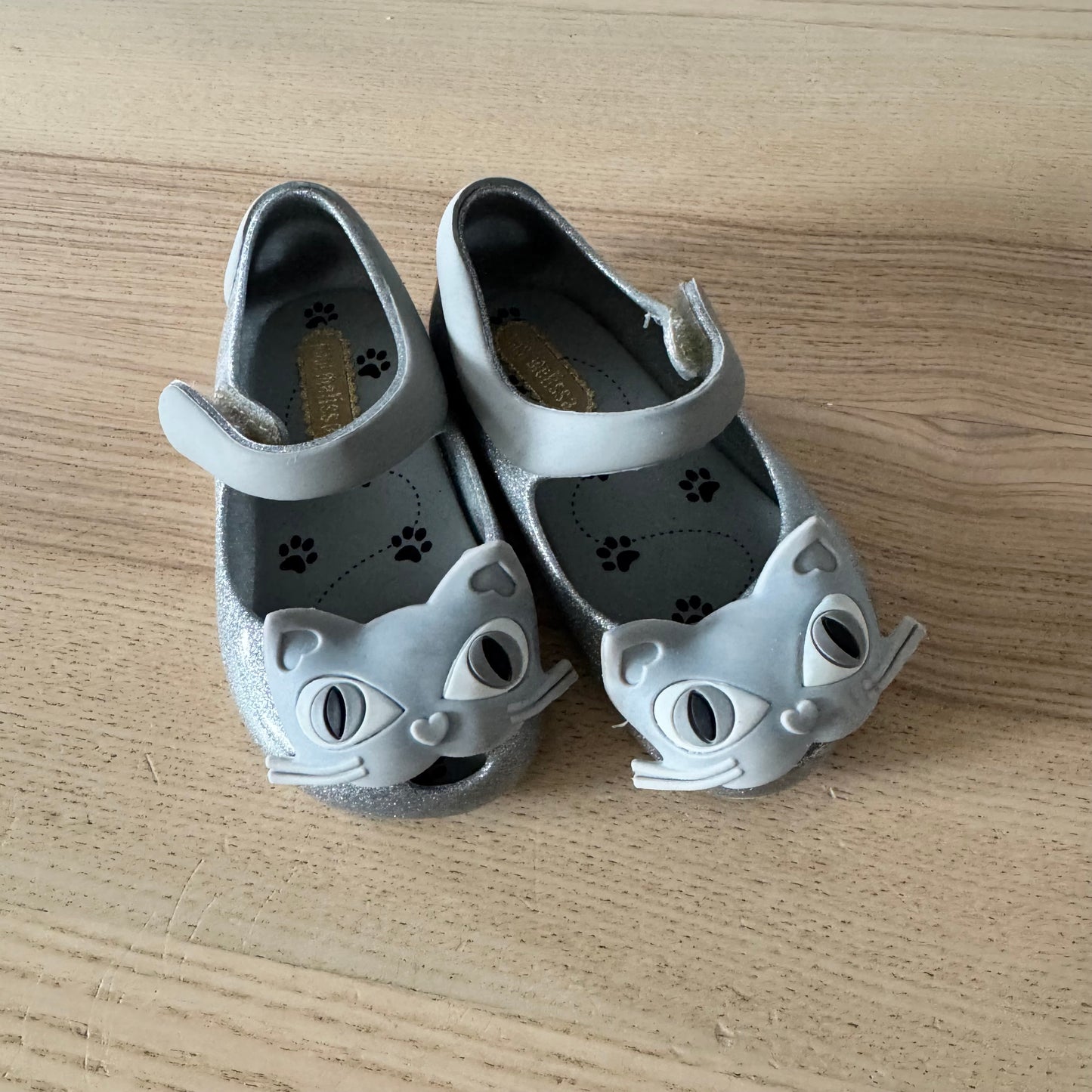 Mini Melissa / Chaussures gelées chat argenté / US6