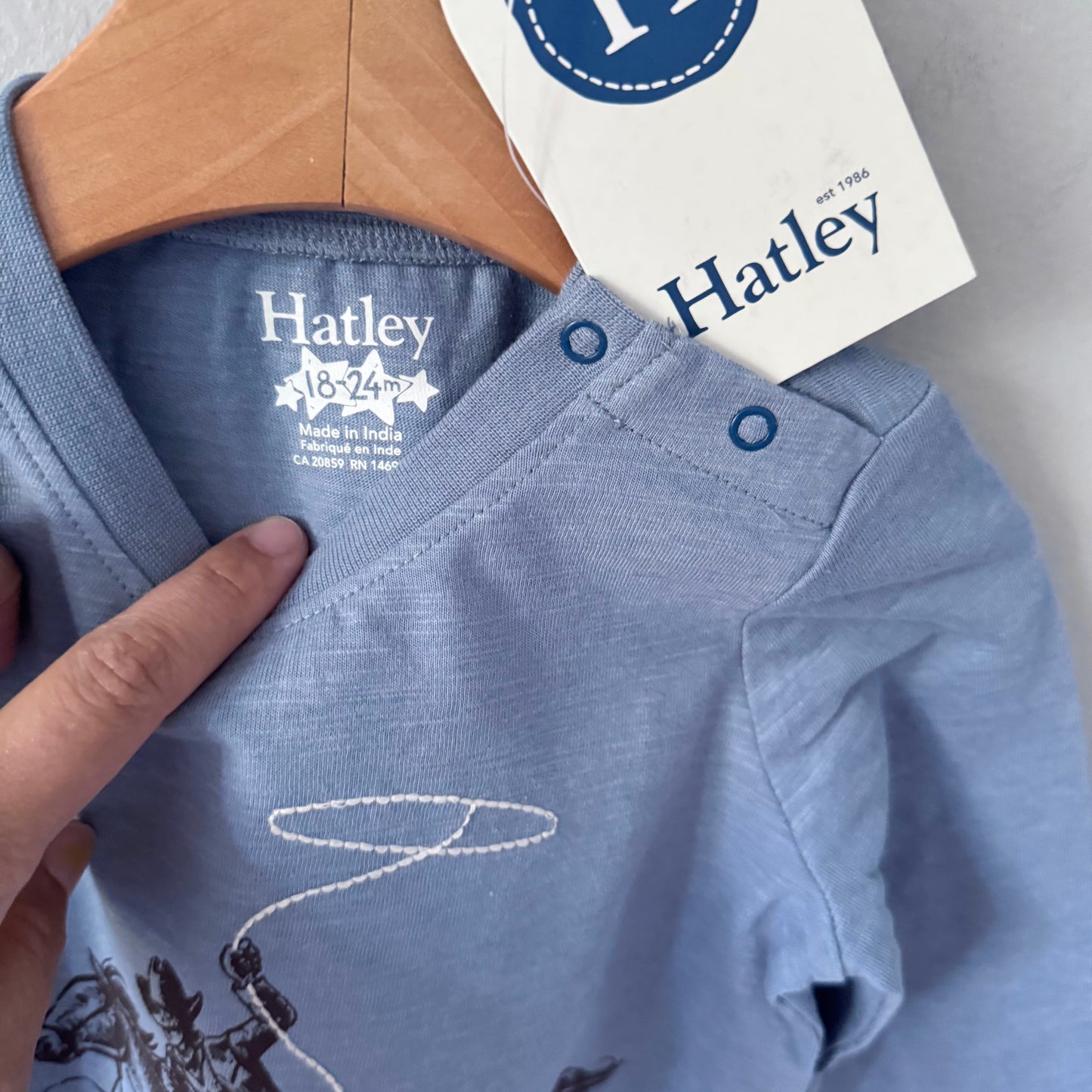 Hatley / Blue long sleeve / 18-24M - New with tag