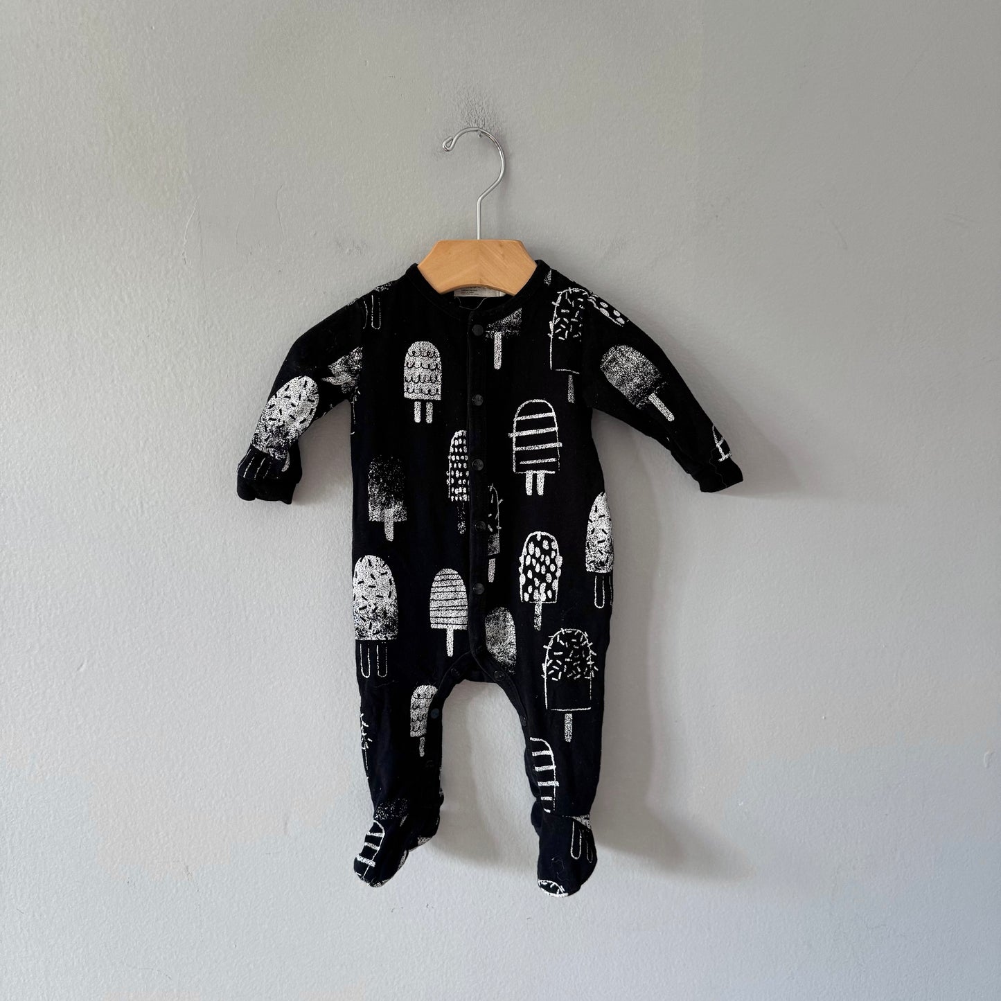 Miles baby / Black x popsicle romper / 3M