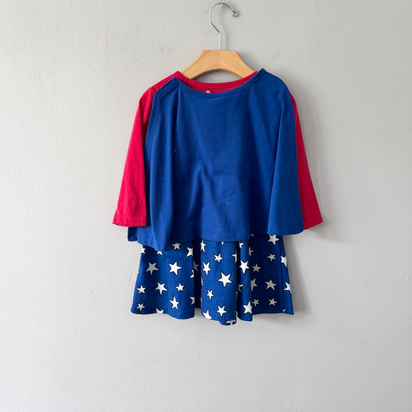 Gap	/ Wonder woman dress / 2Y