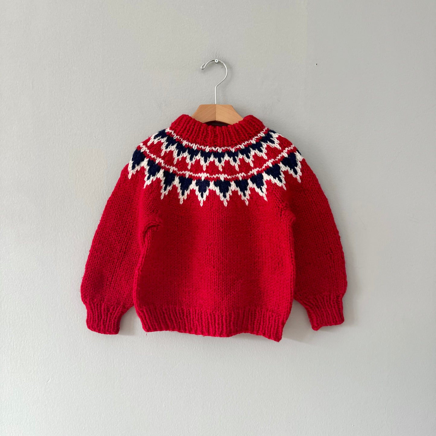 Handmade / Red knit pullover / 3-4Y