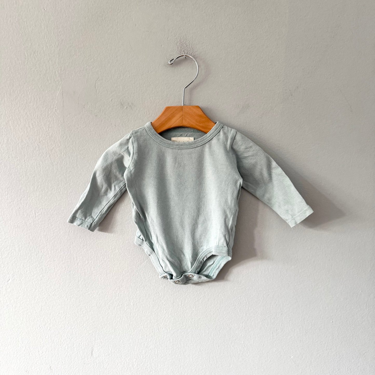 Mini mioche / Light blue long sleeve onesie / 0-3M