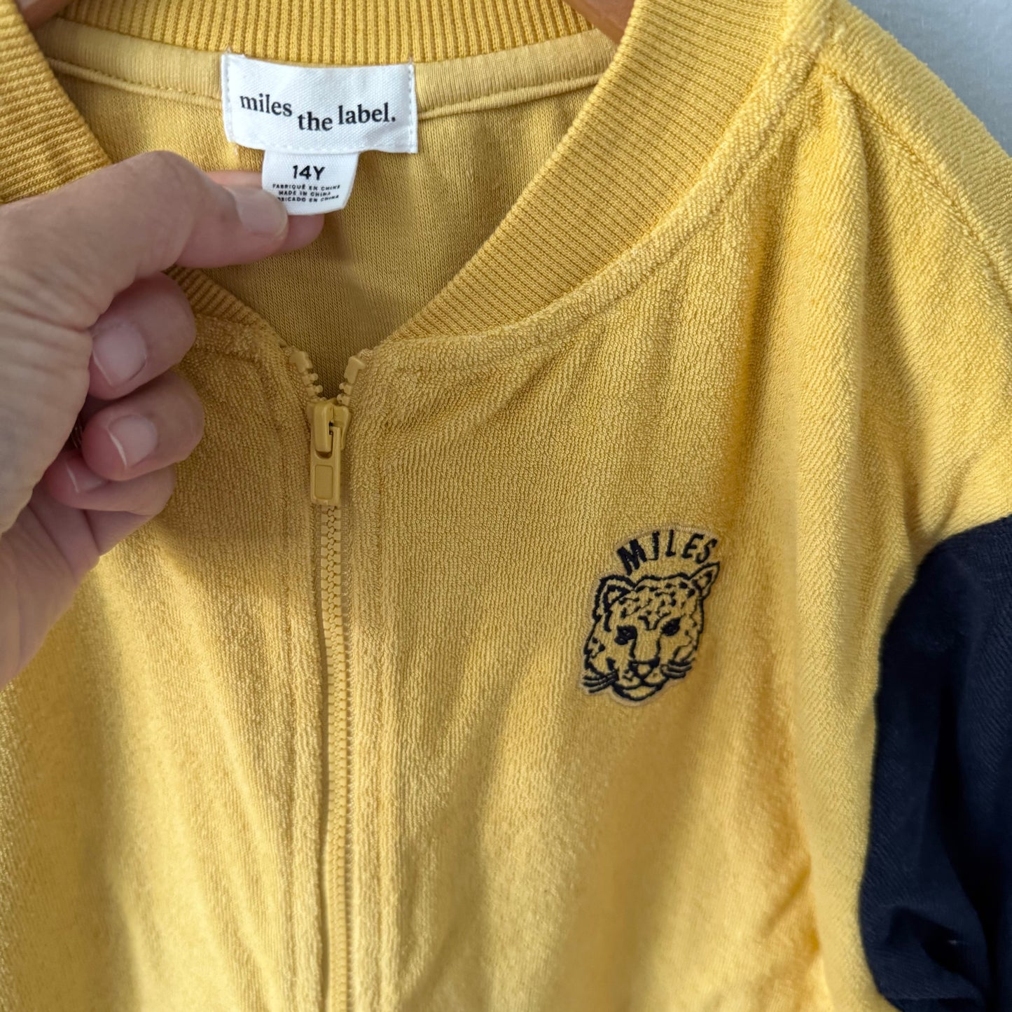 Miles the label / Yellow x black pile zip up / 14Y