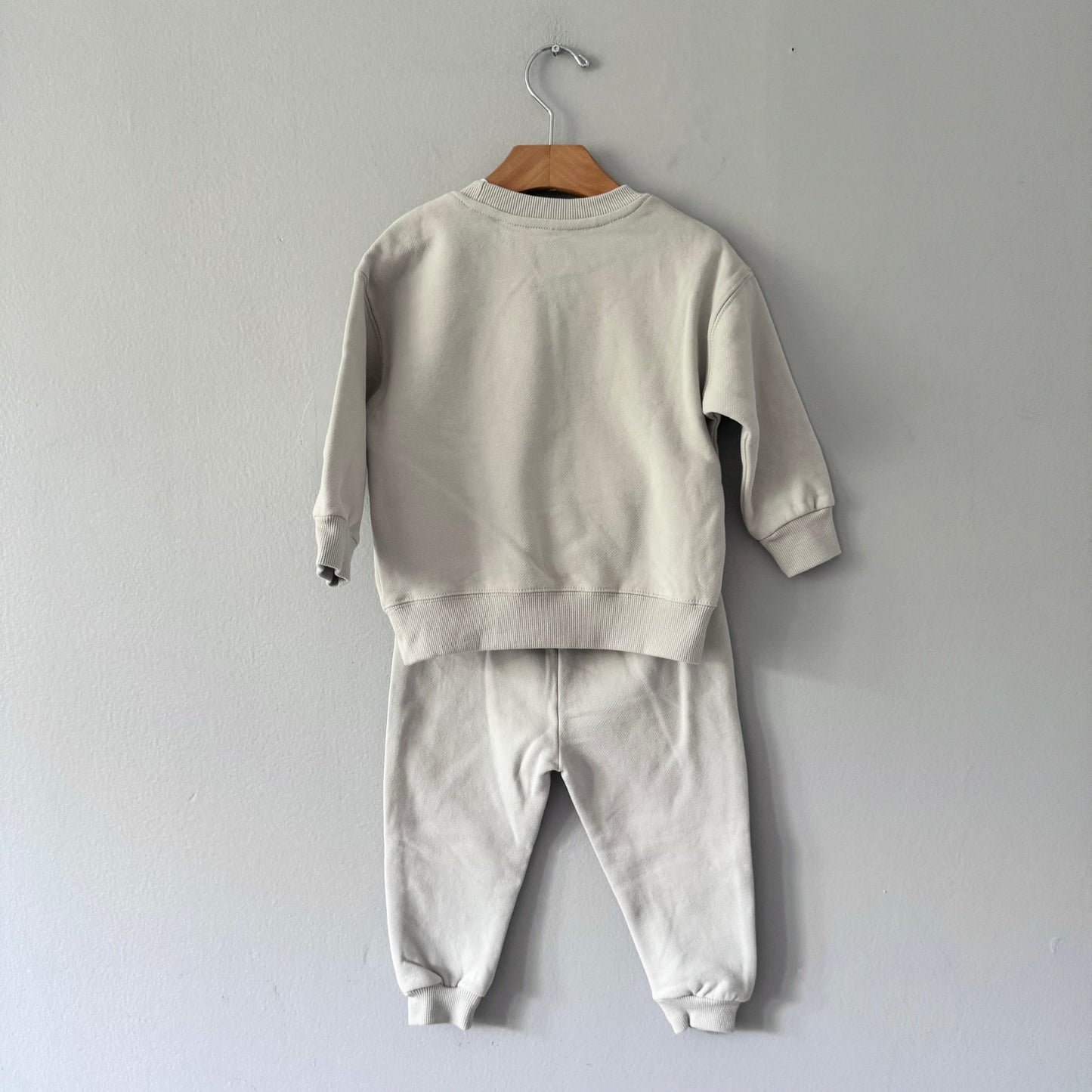 The Littlest / Light grey crew sets / 12-18M - New with tag